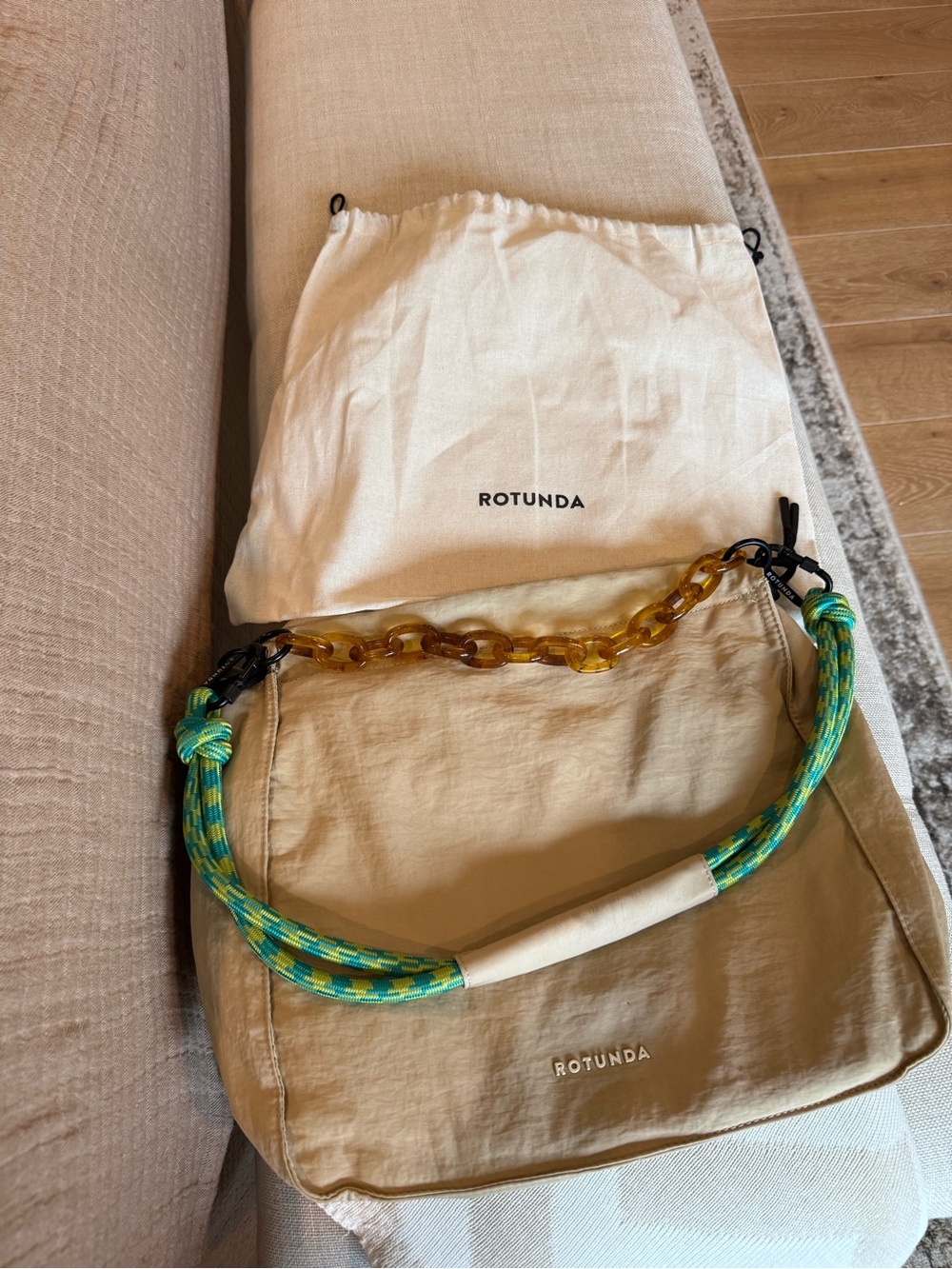 NWOT Rotunda Sant Hobo Bag in beige nylon PLUS 2 extra crossbody straps!